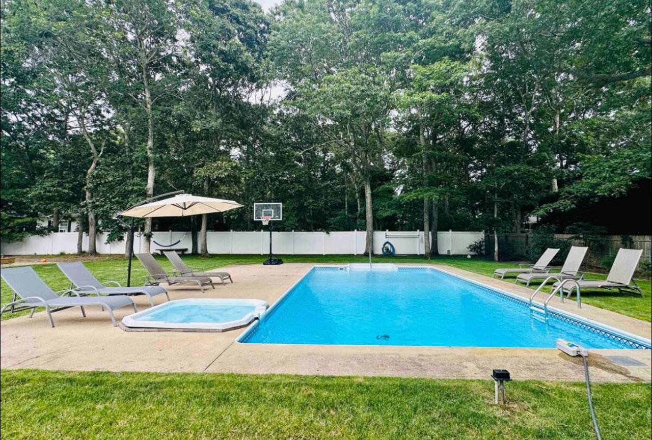 Nature'S Haven In The Hamptons With Pool East Hampton Luaran gambar