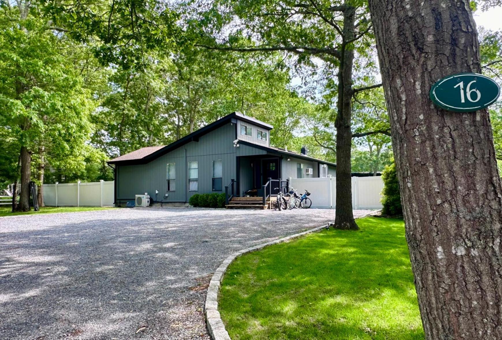 Nature'S Haven In The Hamptons With Pool East Hampton Luaran gambar